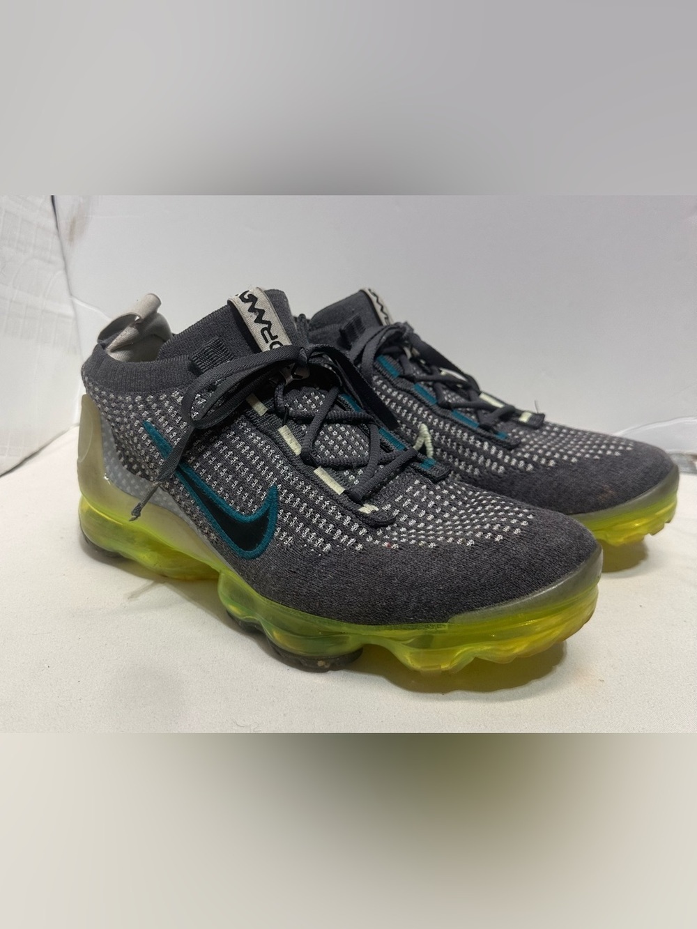 Nike Air Vapormax Flyknit Mens Sneakers